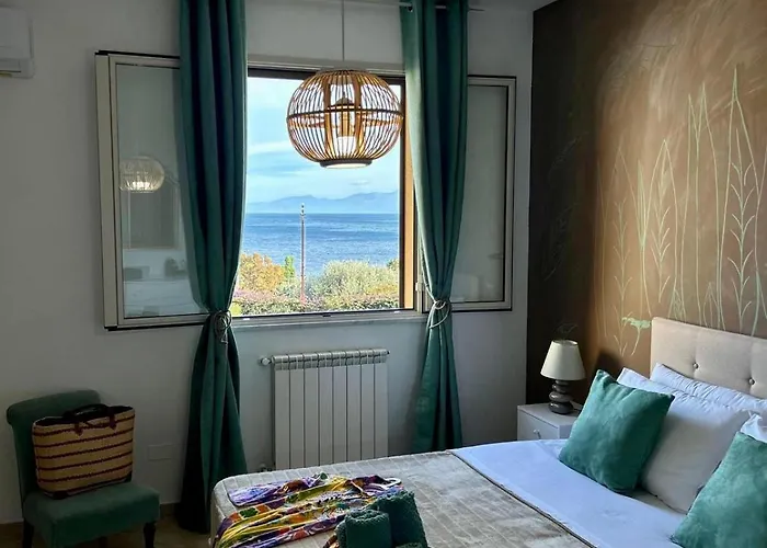 Casa Yasmine Lägenhet Santa Flavia